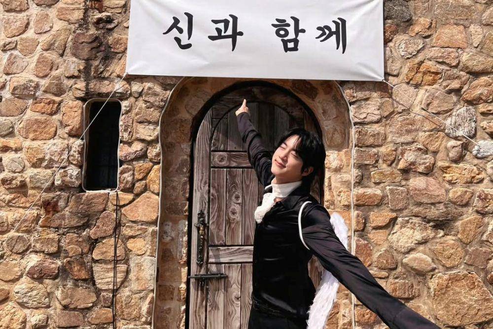 Jin BTS di variety show Screwballs (instagram.com/jin)