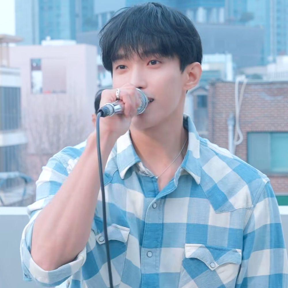DK SEVENTEEN (instagram.com/toreachyou_10cm)