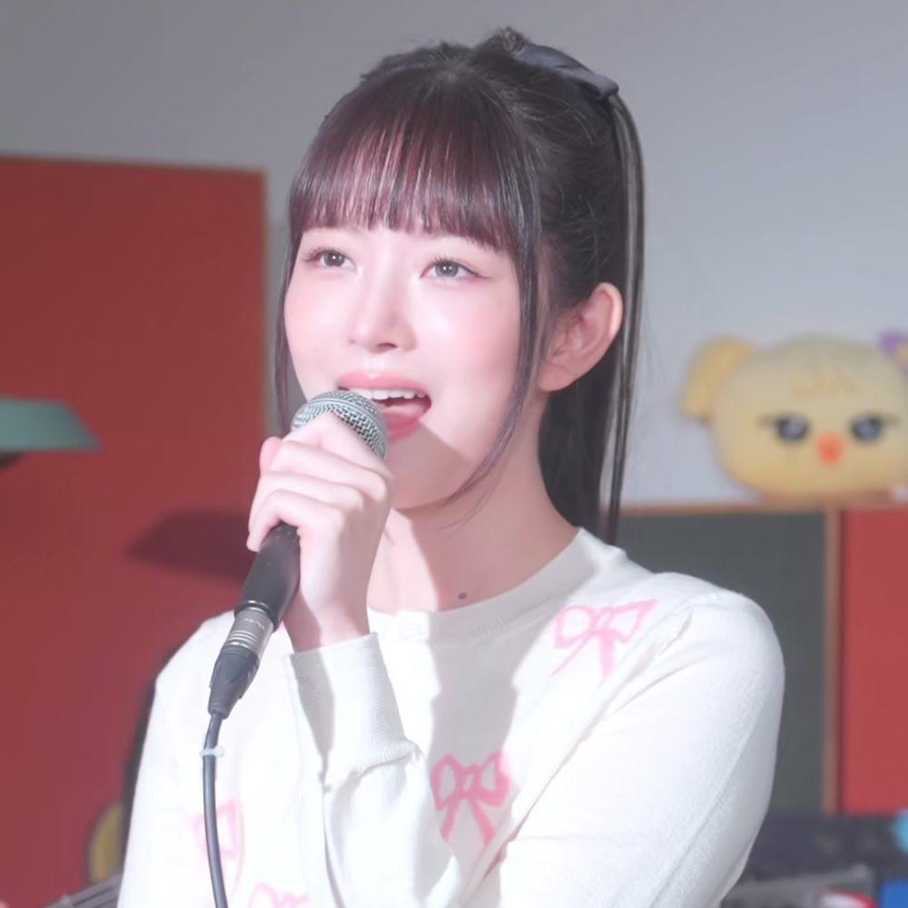 Rei IVE (instagram.com/toreachyou_10cm)