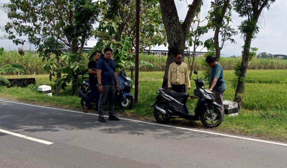 Korban penjambretan, Moch Mulyanto (51), warga Desa Joketro, Kecamatan Parang, saat rekontruksi di TKP. IDN Times/ Istimewa.