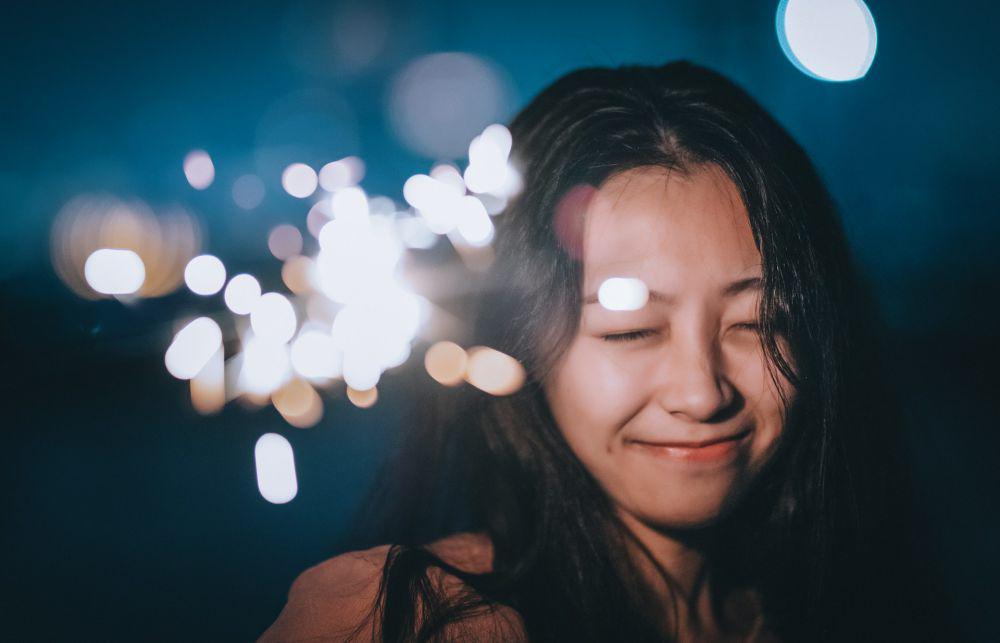 ilustrasi manfaat hubungan jarak jauh (unsplash.com/Johnny Wang)