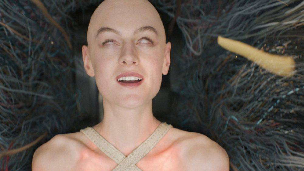 Cassandra Nova menggunakan Time Ripper (dok. Marvel Studios/Deadpool & Wolverine)