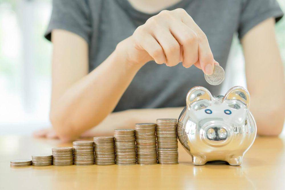 ilustrasi saving (vecteezy.com/Ekachai Lohacamonchai)