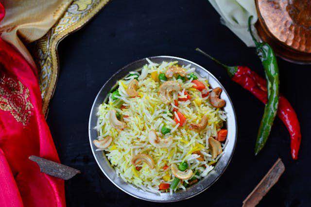 nasi goreng tuna kaleng (pexels.com/Ahmad No More)