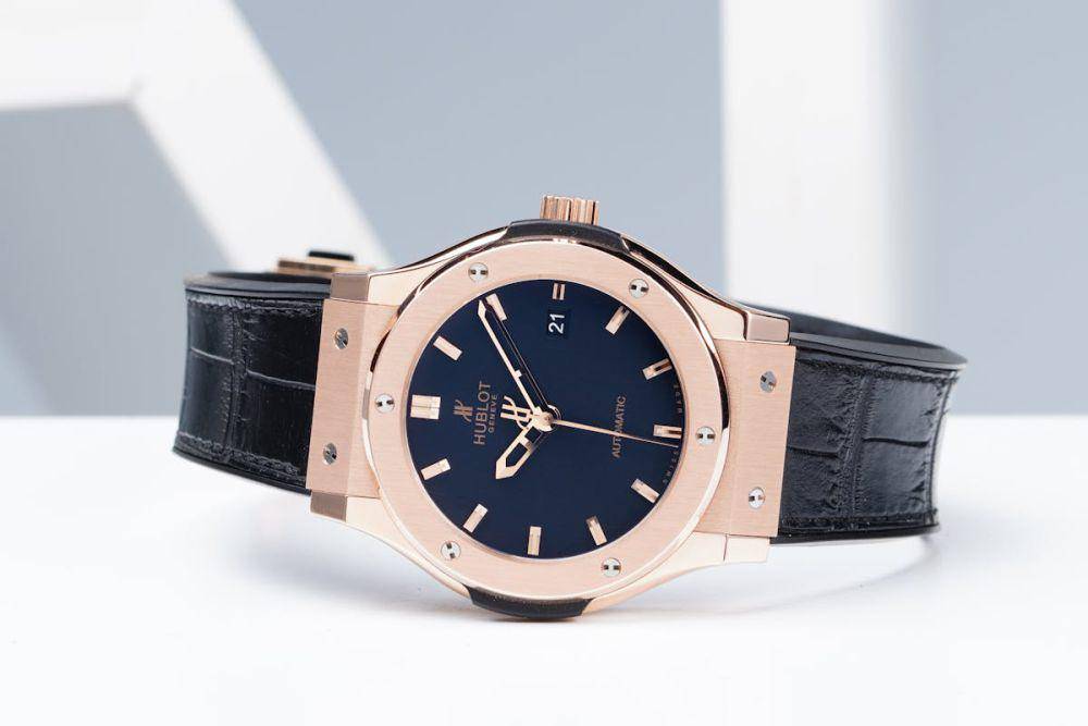ilustrasi jam tangan Hublot (pexels.com/Quang Viet Nguyen)