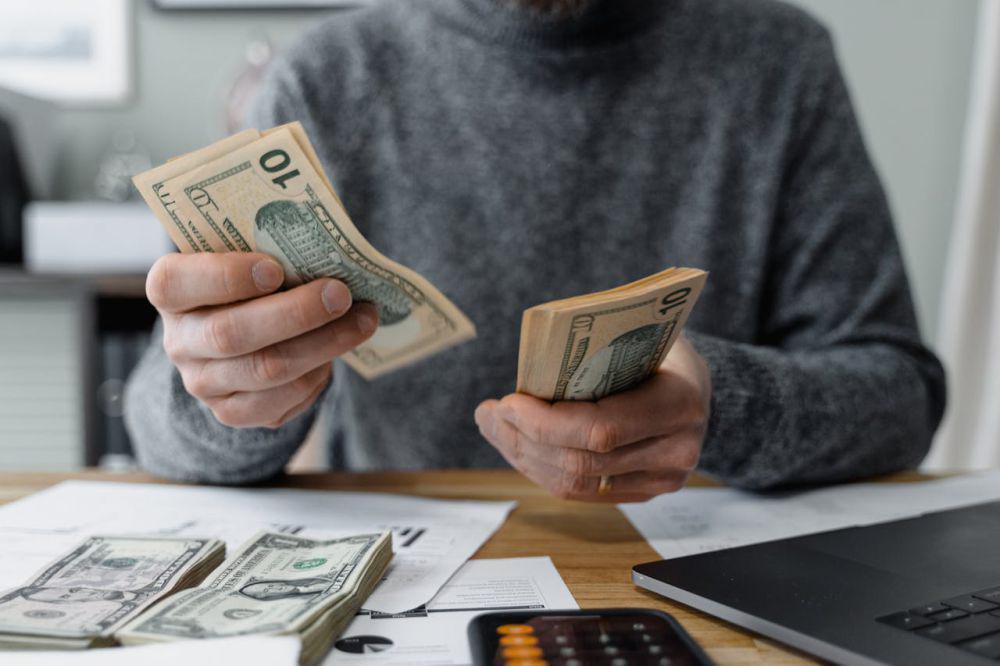 5 Tips Mengatur Keuangan Saat Gaji Mendadak Hilang Pasca Layoff