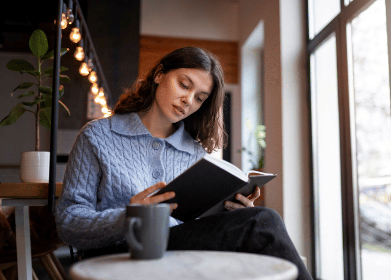 ilustrasi baca buku (freepik.com/freepik)