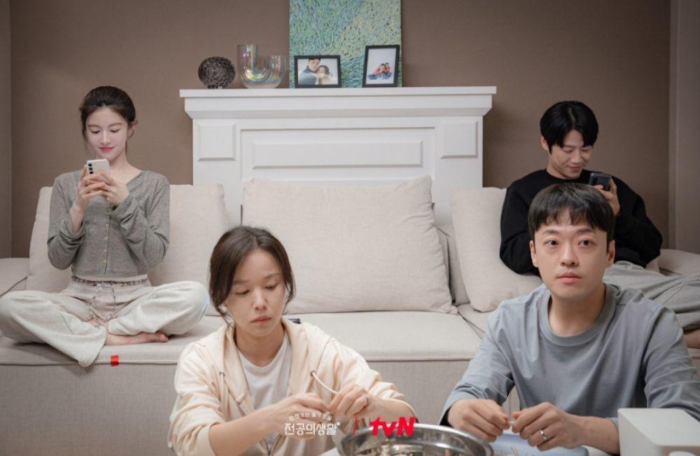 Cuplikan drakor Resident Playbook (dok.tvN/Resident Playbook)