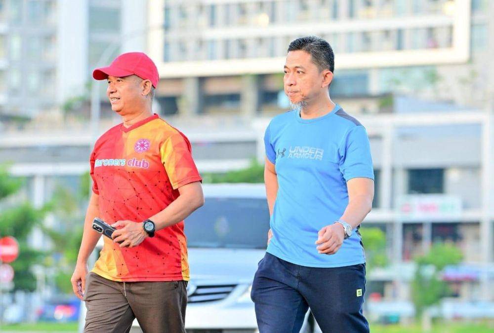 GM PLN UID Sulselrabar (kanan). (Dok. Istimewa)