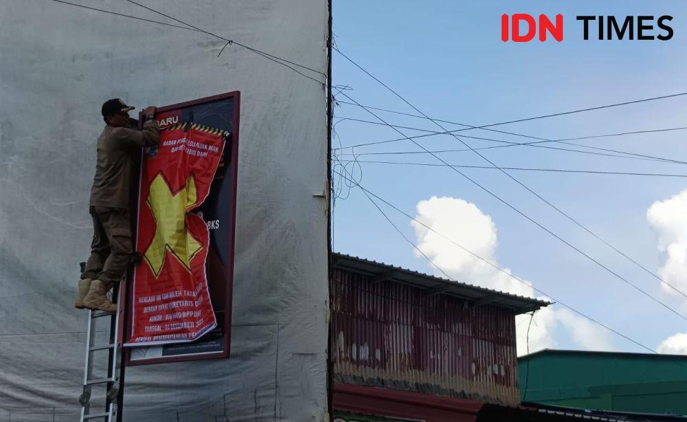 Penertiban reklame iklan rokok ini merupakan upaya Balikpapan untuk mewujudkan Balikpapan sebagai Kota Layak Anak. (IDN Times/Erik Alfian)