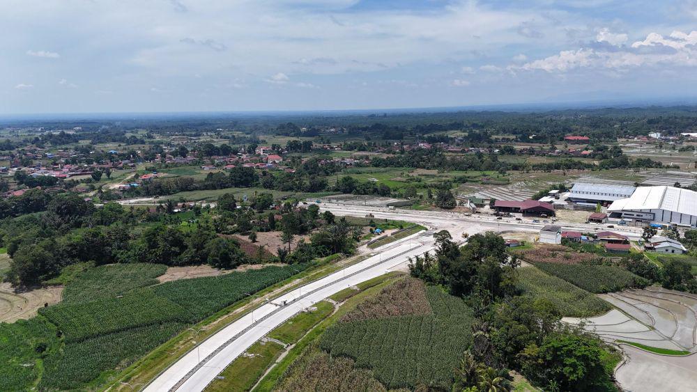 Progres pembangunan tol Trans Sumatra Seksi 4 Sinaksak – Simpang Panei diklaim rampung 95 persen. (Dok Hutama Karya)