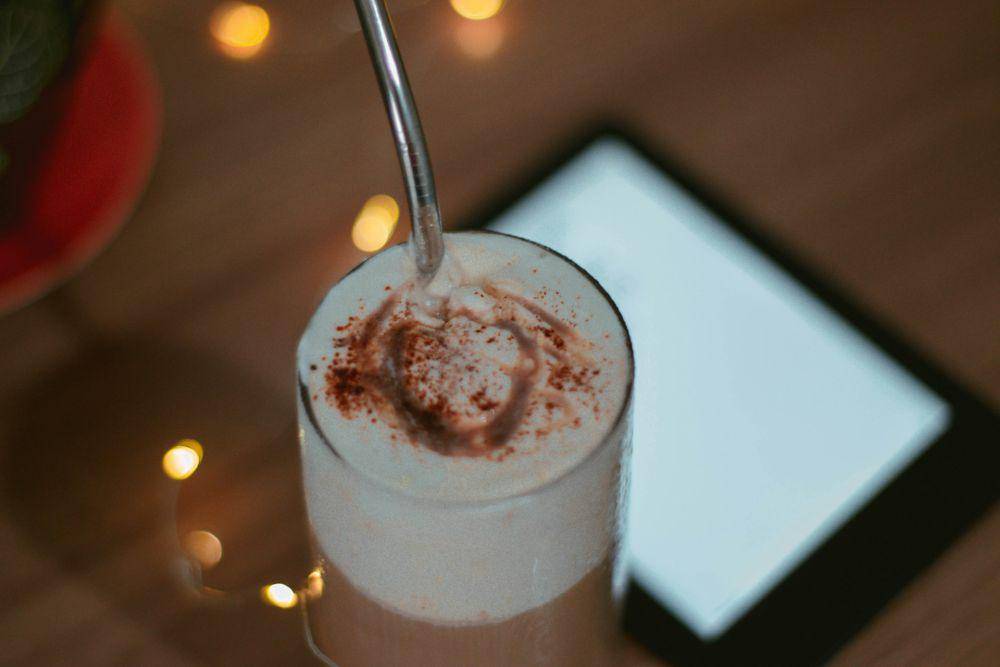 ilustrasi mochaccino (unsplash.com/Carol Magalhães)