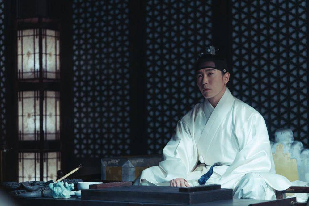Pangeran Hanpyeong (Kim Jae Wook) di drakor Dear Hongrang (instagram.com/studiodragon.official)