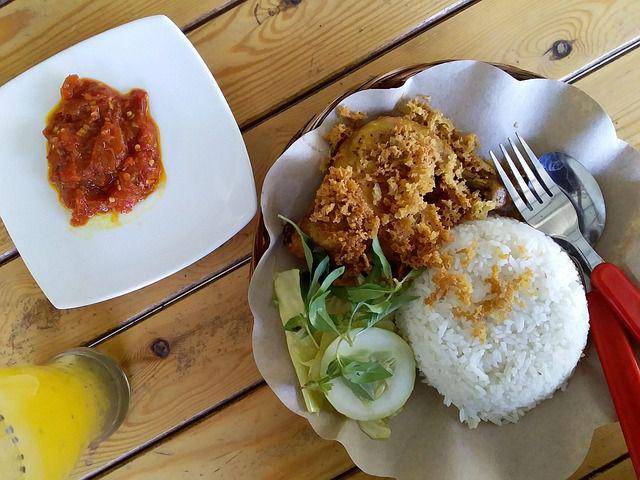 penyajian sambal tempong khas Banyuwangi (pixabay.com/Bintang_Galaxy)