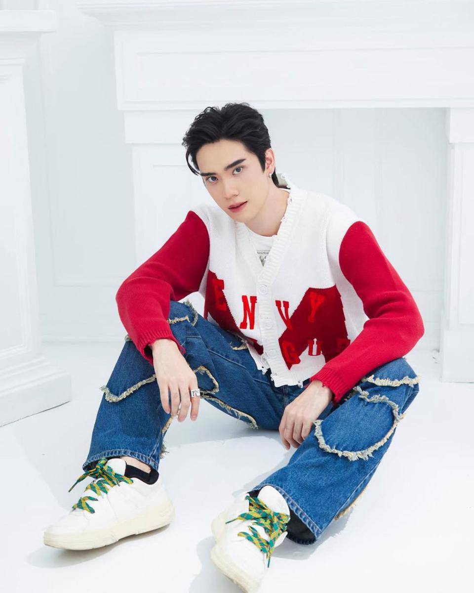 Tee Jaruji (instagram.com/tee_jaruji)