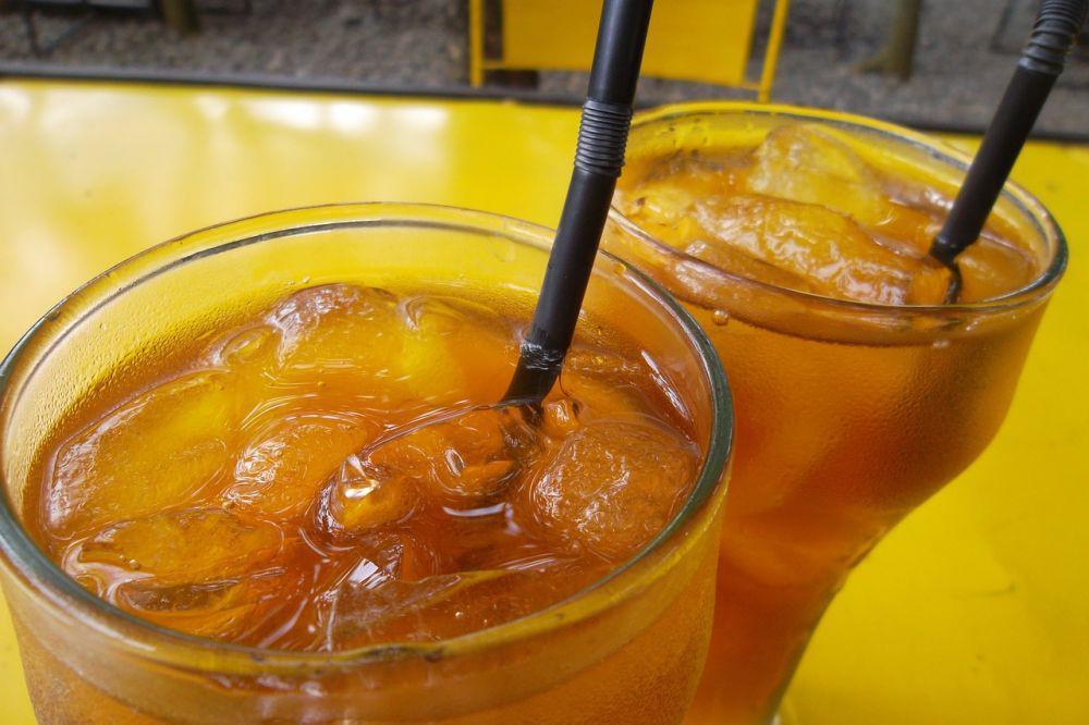 Kenapa Es Teh Jadi Minuman Favorit di Berbagai Tempat Makan?