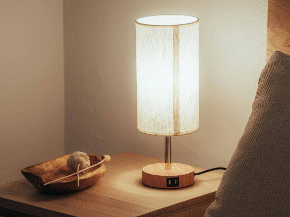 Ilustrasi lampu tidur (pexels.com/Osmany Mederos)