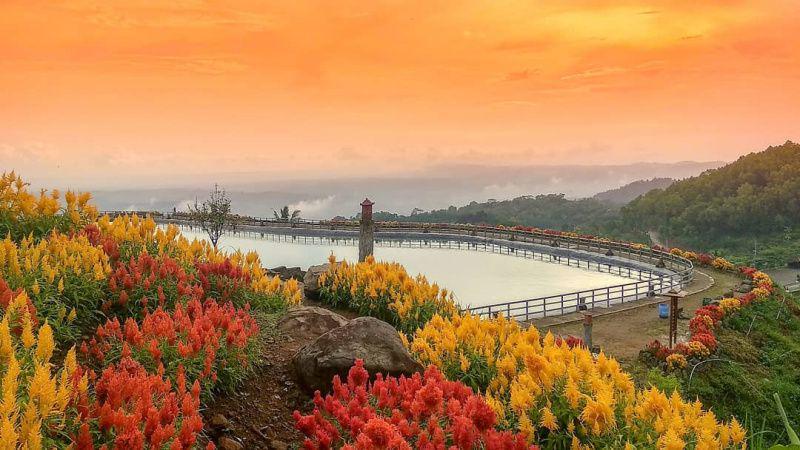 5 Danau di Jogja yang Cocok buat Inspirasi Wisata Keluarga