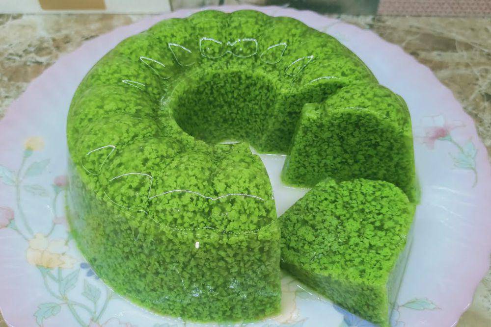 Ilustrasi puding lumut daun kelor (YouTube.com/Dija Cooking )