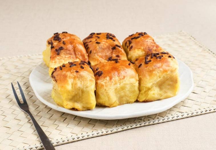 Bolen pisang (freepik.com/tyasindayanti)