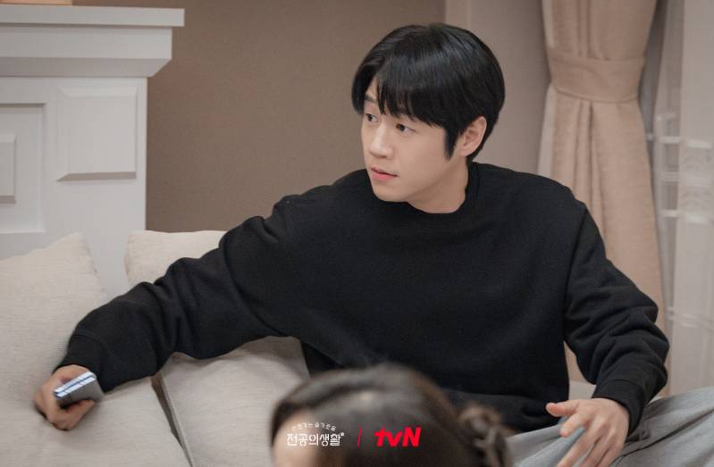 cuplikan drama Resident Playbook (dok. tvN/Resident Playbook)