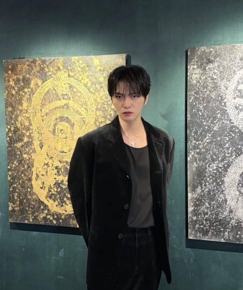 Jaejoong (instagram.com/jj_1986_jj)
