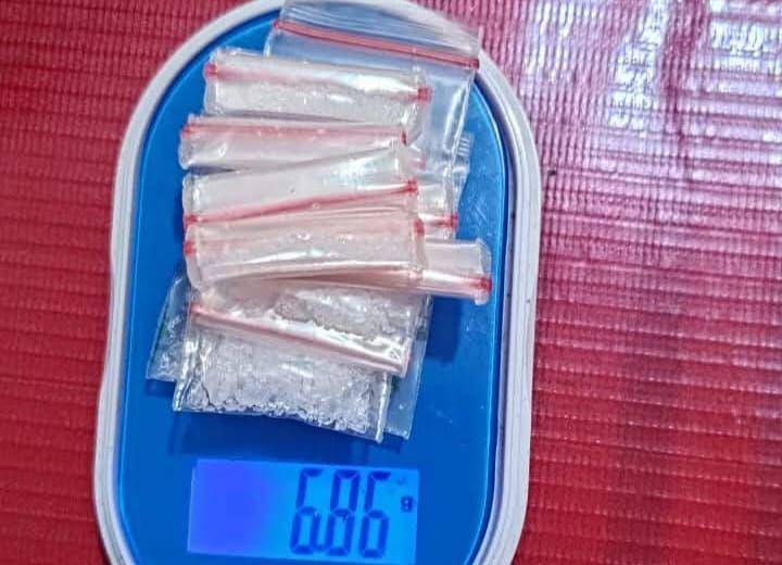 Paket sabu seberat 6,86 gram yang disita dari tangan RIA. (Dok. Polres Paser)