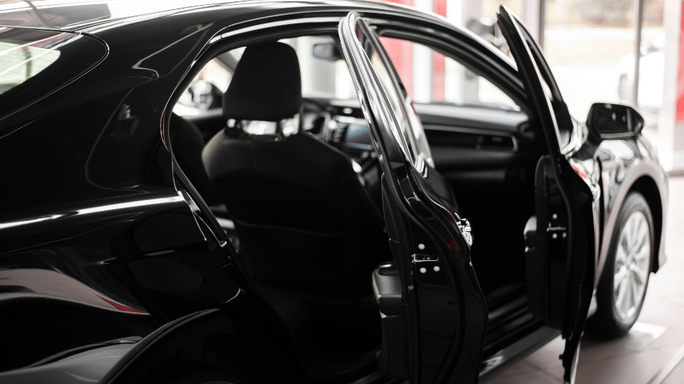 Berapa Biaya Perbaikan Pintu Mobil Rusak