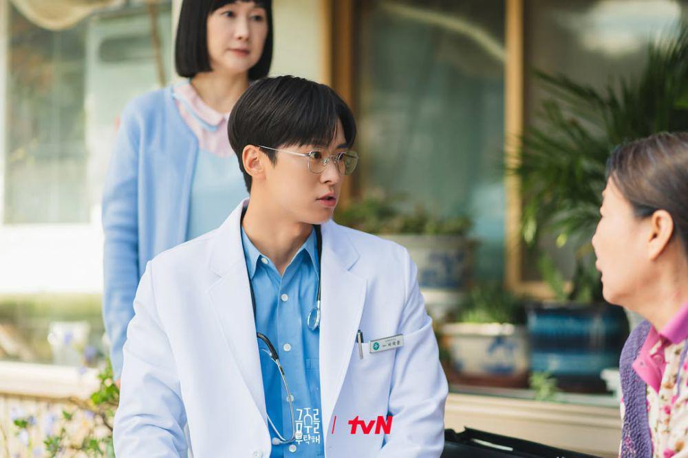 9 Alasan Ui Jun Sangat Dihormati Warga Bocheon di Second Shot at Love