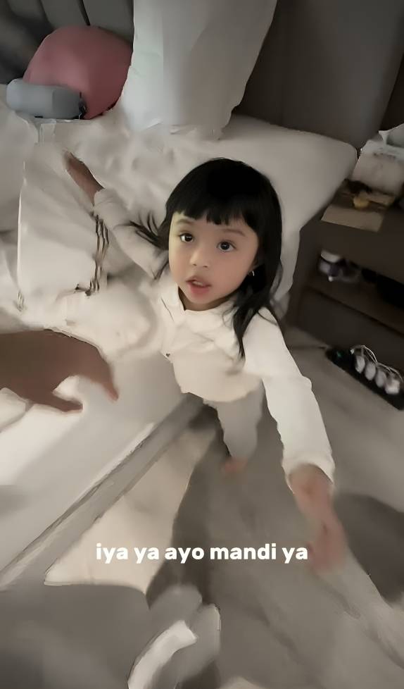 Ameena dilaporkan Atta ke Dedi Mulyadi (instagram.com/attahalilintar)