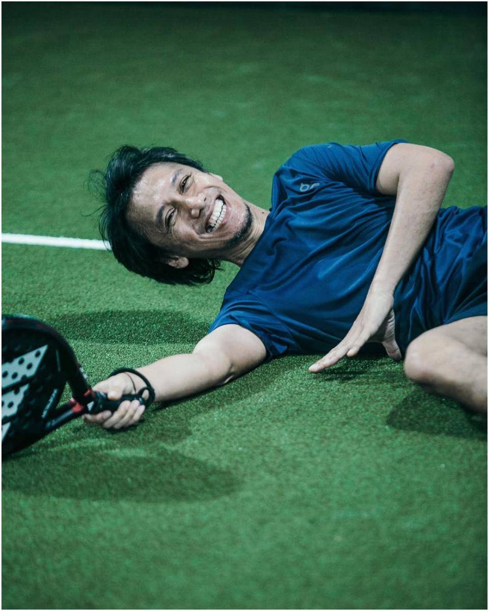 Ariel, Duta, Desta, Vincent, Gading, dan Eross main padel (instagram.com/gadiiing)