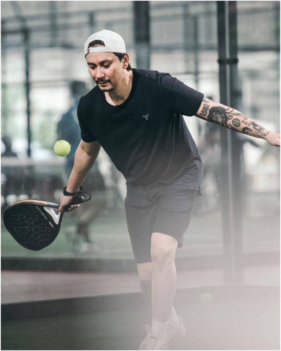 Ariel, Duta, Desta, Vincent, Gading, dan Eross main padel (instagram.com/gadiiing)