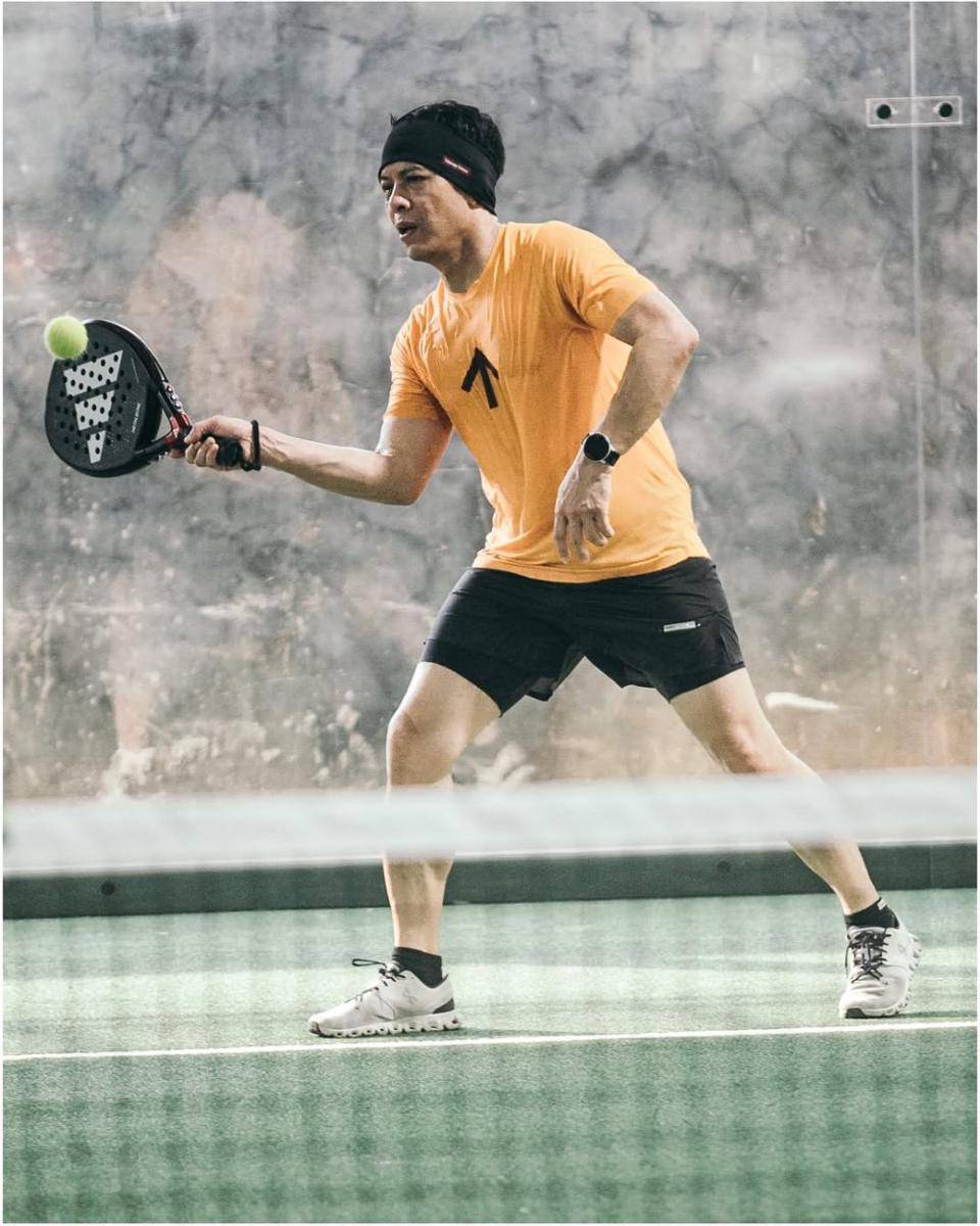 Ariel, Duta, Desta, Vincent, Gading, dan Eross main padel (instagram.com/gadiiing)