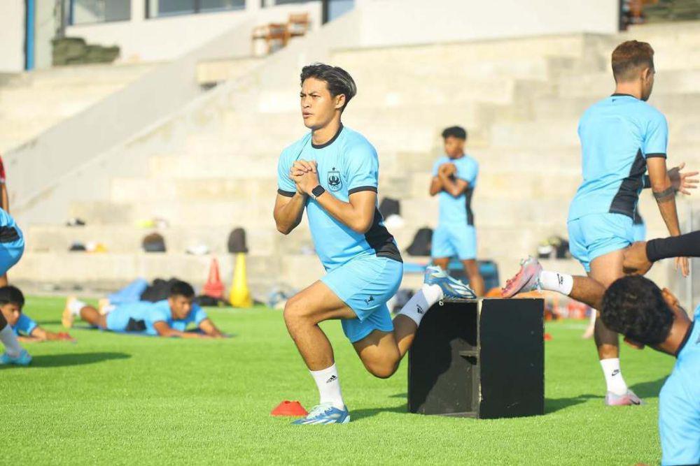 Dewangga di sesi latihan bersama PSIS (instagram.com/alfeandradewangga)
