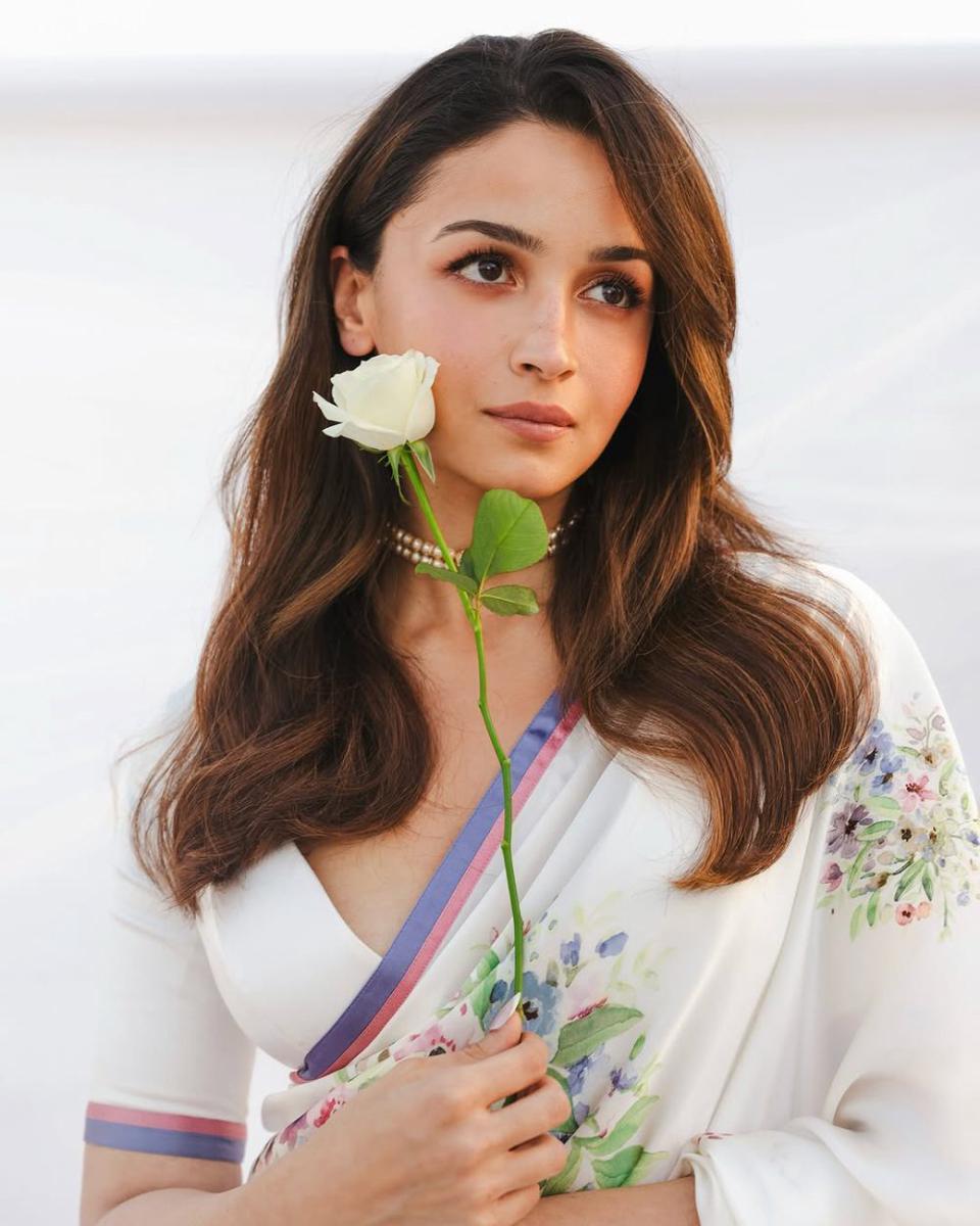 Alia Bhatt (instagram.com/aliaabhatt)
