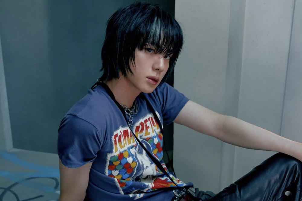 potret Jin BTS di mini album Echo (instagram.com/bts.bighitofficial)