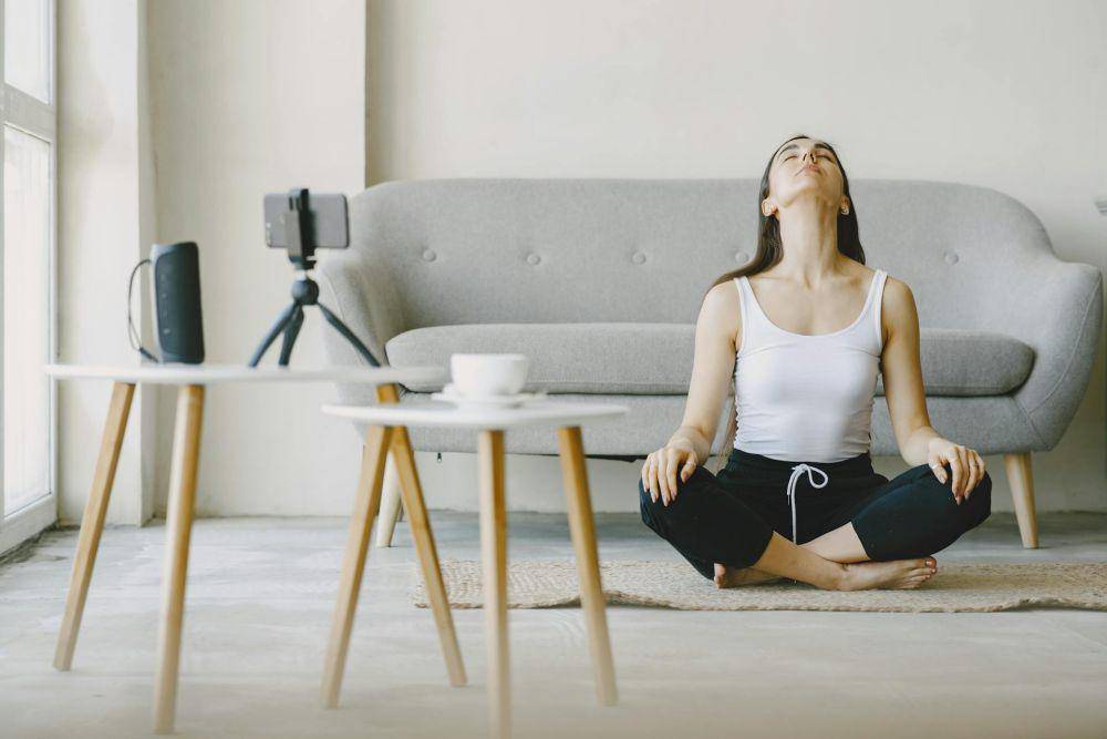 ilustrasi mindful breathing