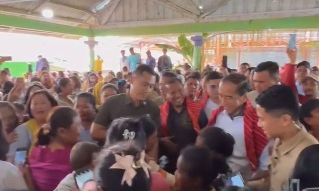 Jokowi Sambangi Petani Jeruk di Liang Melas Datas