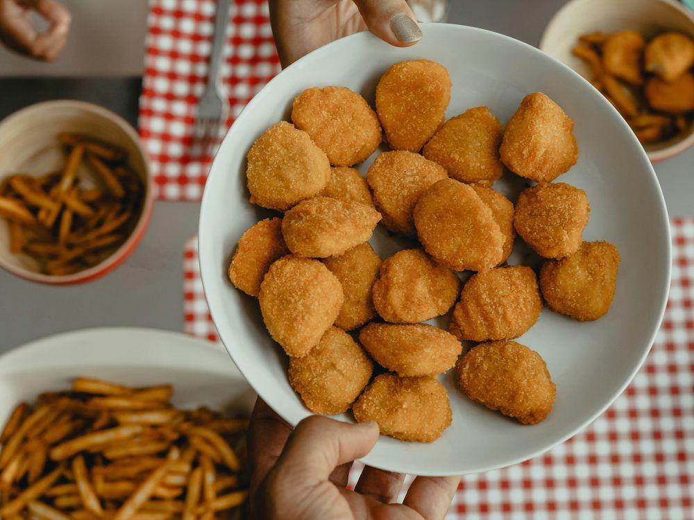 ilustrasi nugget ayam (unsplash.com/Tyson)