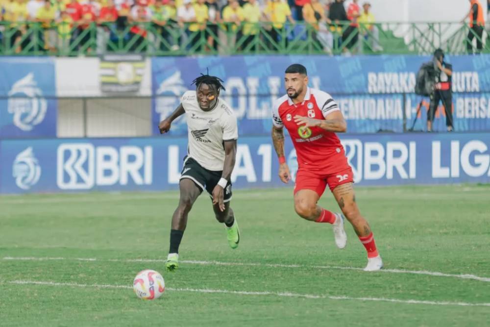 Salah satu momen pertandingan pekan ke-33 BRI Liga 1 2024/2025 antara Barito Putera versus PSM Makassar yang berlangsung di Stadion Demang Lehman Banjarbaru, 17 Mei 2025. (Instagram.com/psm_makassar)