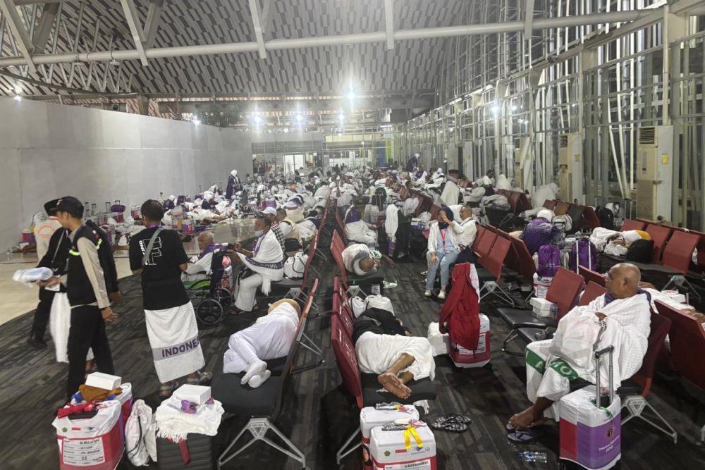 Jemaah Haji Maluku Transit di Makassar Menuju Jeddah
