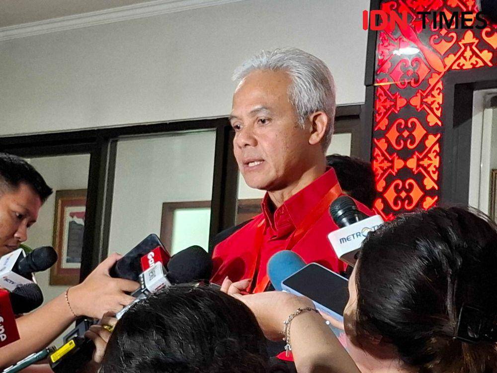 Ketua DPP PDIP Ganjar Pranowo saat memberikan pembekalan ke ratusan kepala daerah terpilih pada Pilkada 2024. (IDN Times/Amir Faisol)