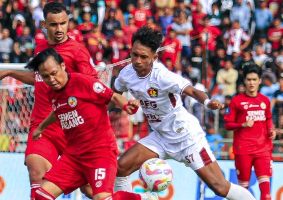 Kerasnya Upaya Andre Rosiade Selamatkan Semen Padang