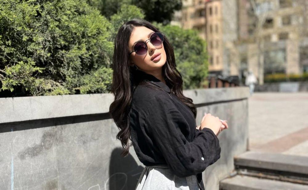 7 Potret Adrine Atshemyan Miss World Armenia 2025, Attractive!