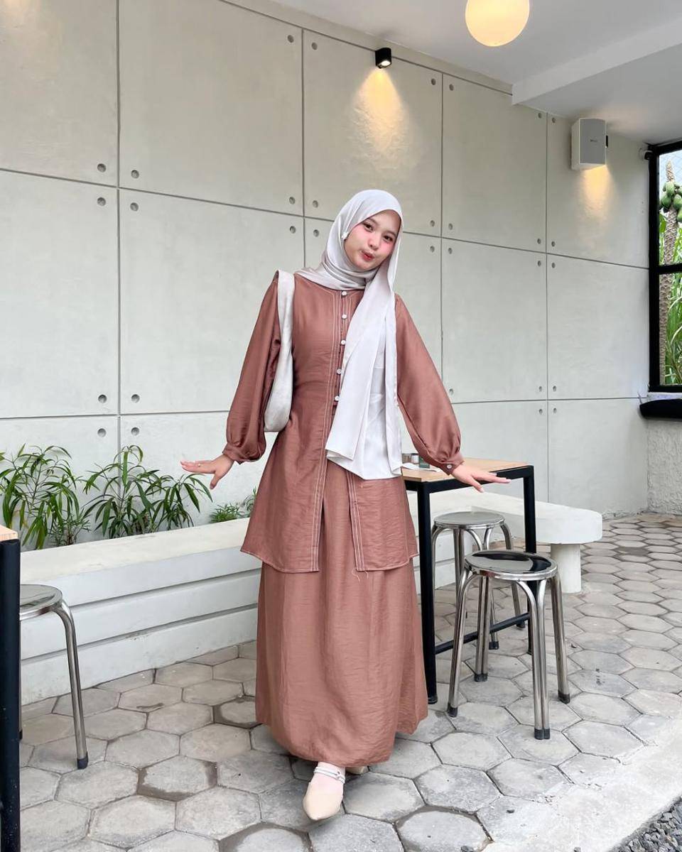 Siska Amera (instagram.com/siskaamera)
