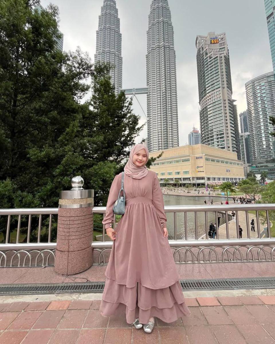Siska Amera (instagram.com/siskaamera)