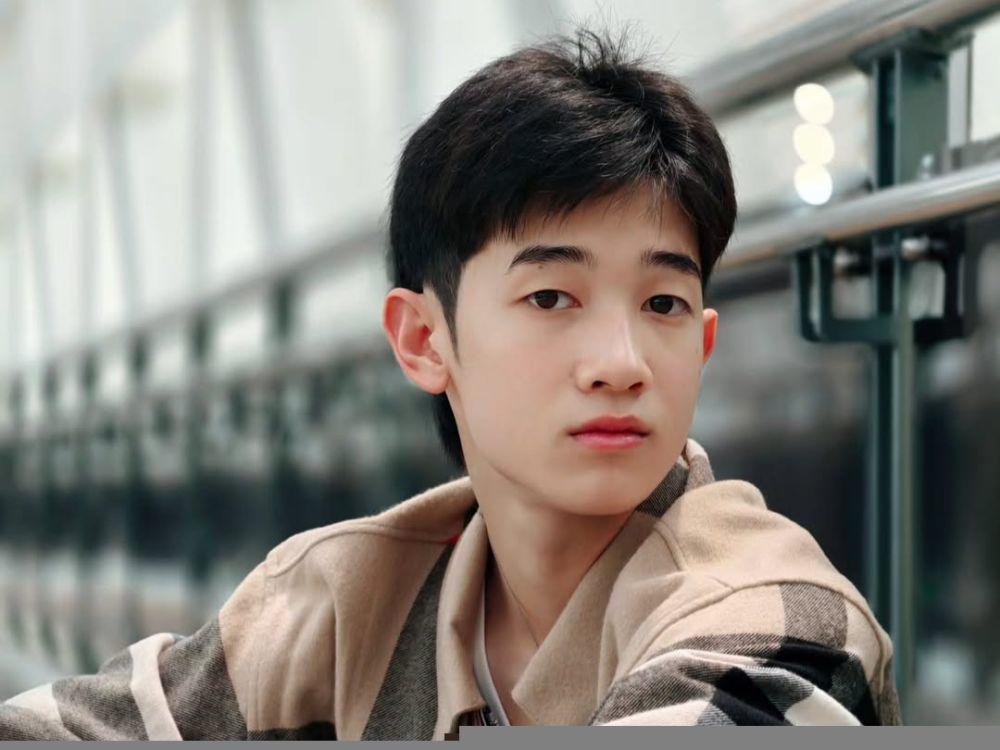 Profil Progress Passawish, Aktor Muda Thailand yang Baru Join GMMTV