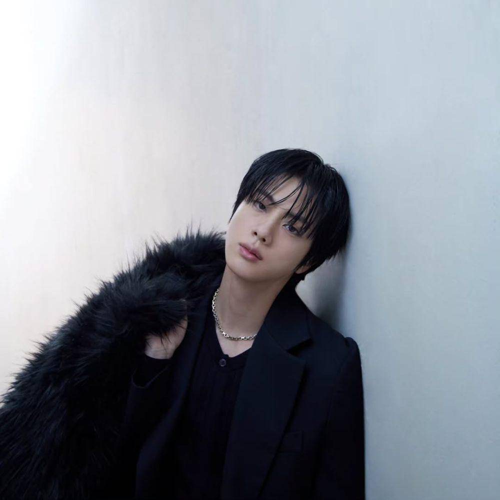 potret Jin BTS (instagram.com/bts.bighitofficial)