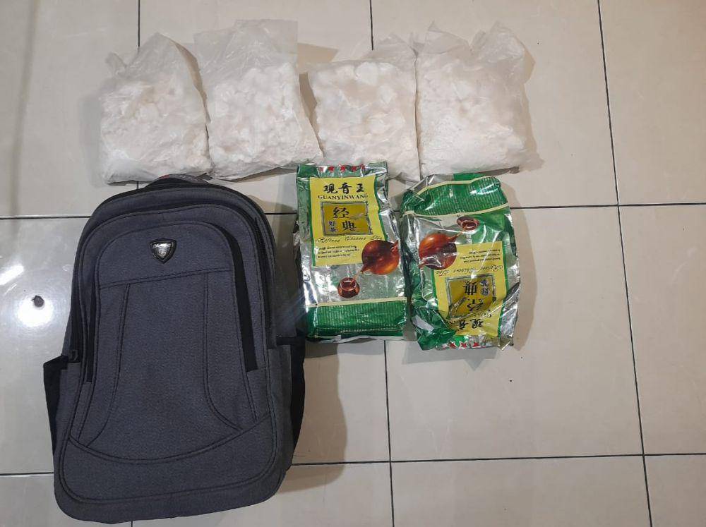Narkoba jenis sabu dan heroin (IDN Times/ dok Polda Riau)