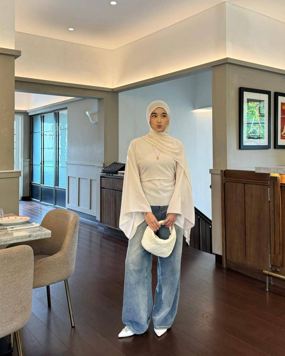 Inspirasi OOTD ala Pamela Agatha (instagram.com/pamelagatha)